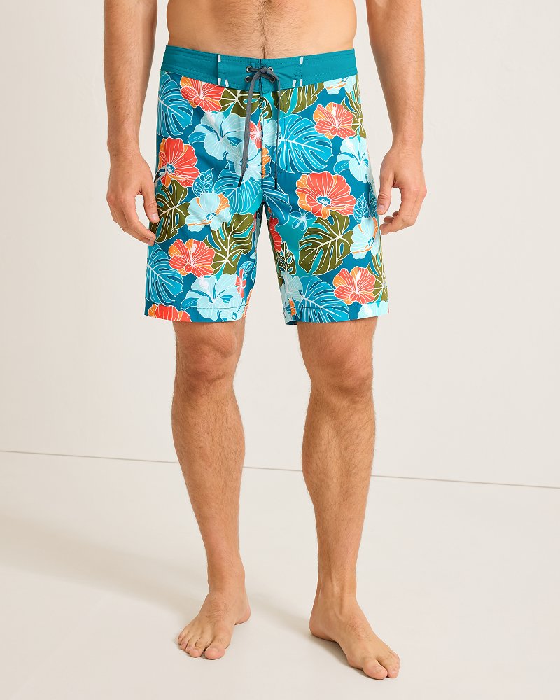 TommyBahama/ST924917_11094_main